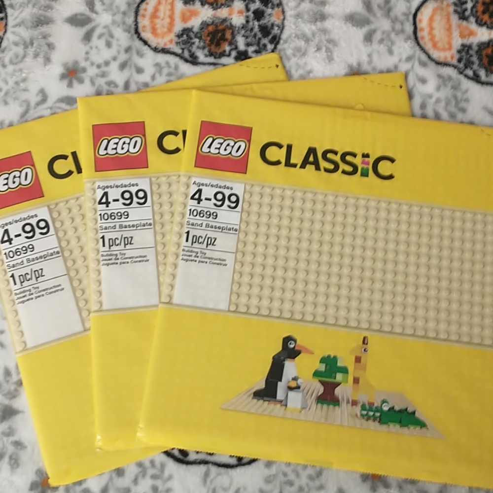 NWT Lego baseplates